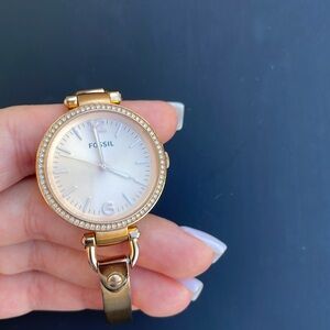 Fossil watch rose gold coloring